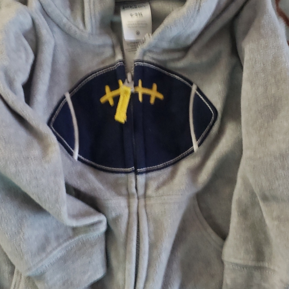 Sweatshirt bundle - Picture 8 of 9